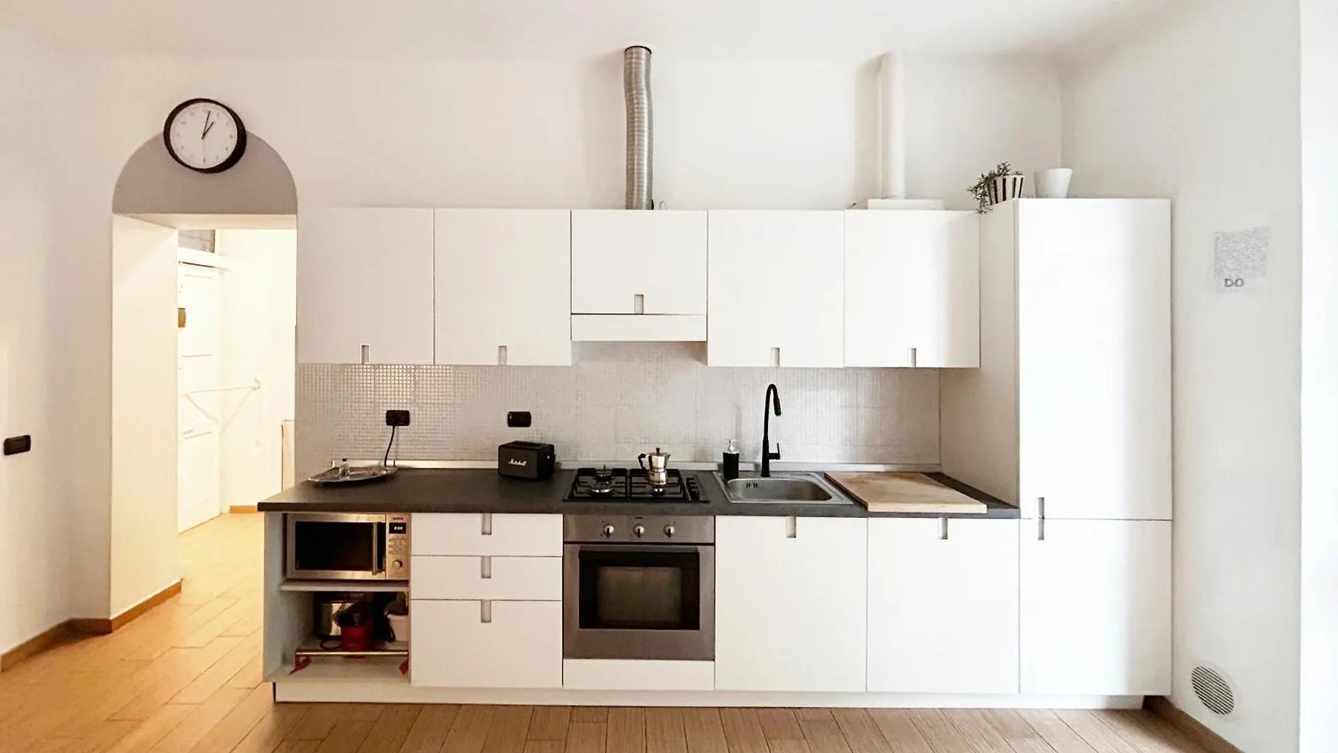 A House - Cozy Apartment At Noce District Milan