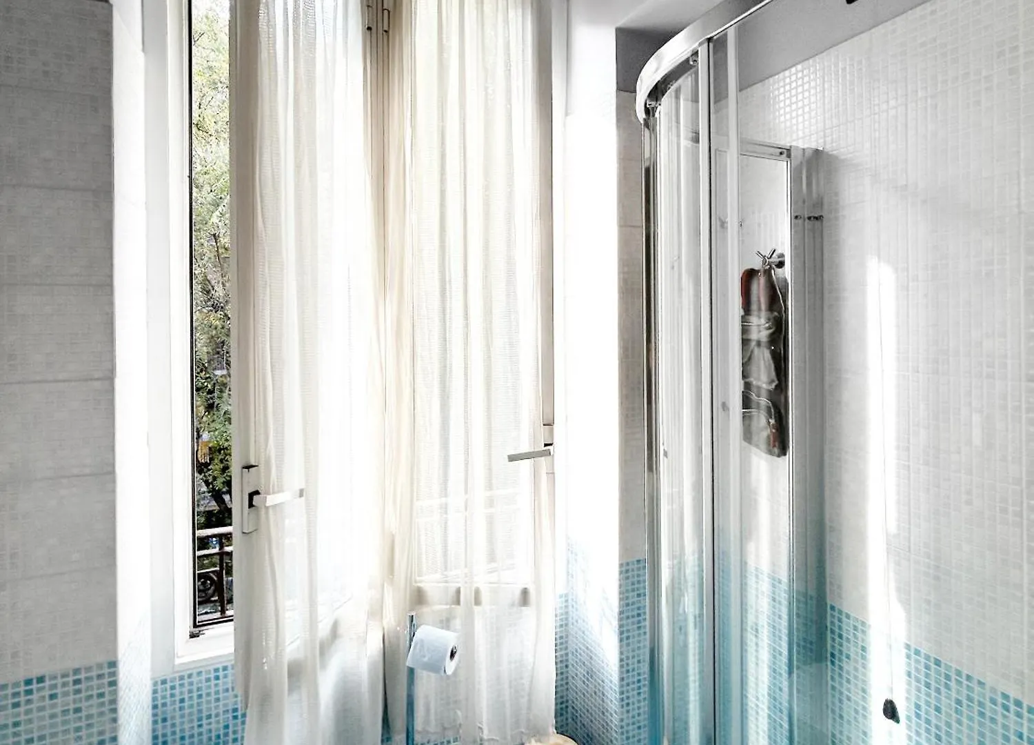 A House - Cozy Apartment At Noce District Milan