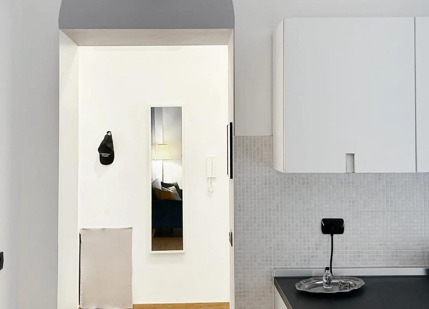 A House - Cozy Apartment At Noce District Milan